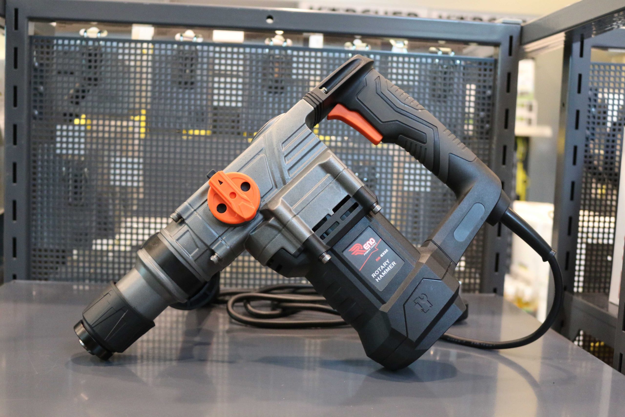 Hardwaremart_RENO_template_16_1704682870.jpg RENO Electric Rotary Hammer Drill Concrete SDS-PLUS mesin gerudi elektrik dinding 墙壁电钻 1100W