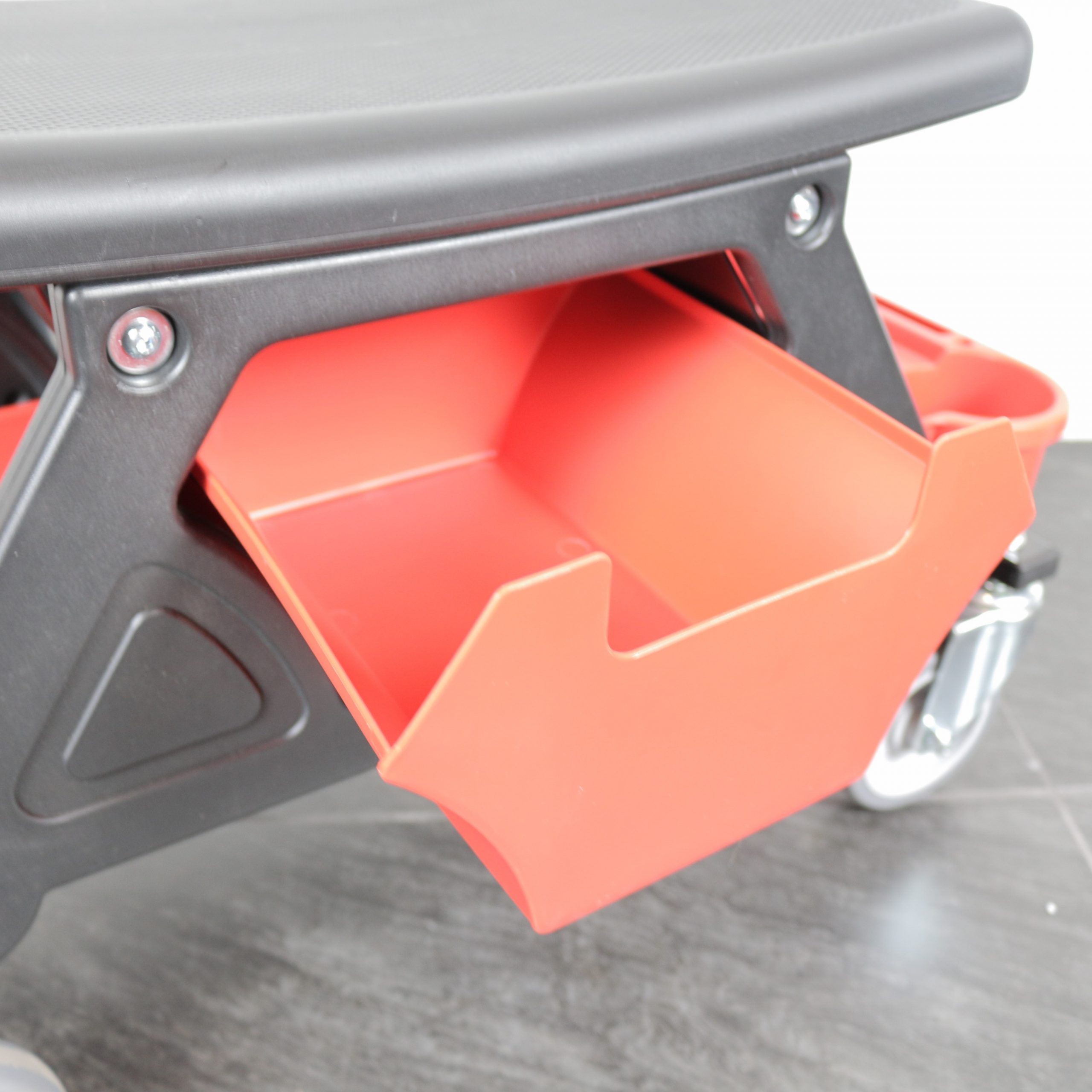 STOOL_CHAIR_BRCDSC-03_1673596623.png