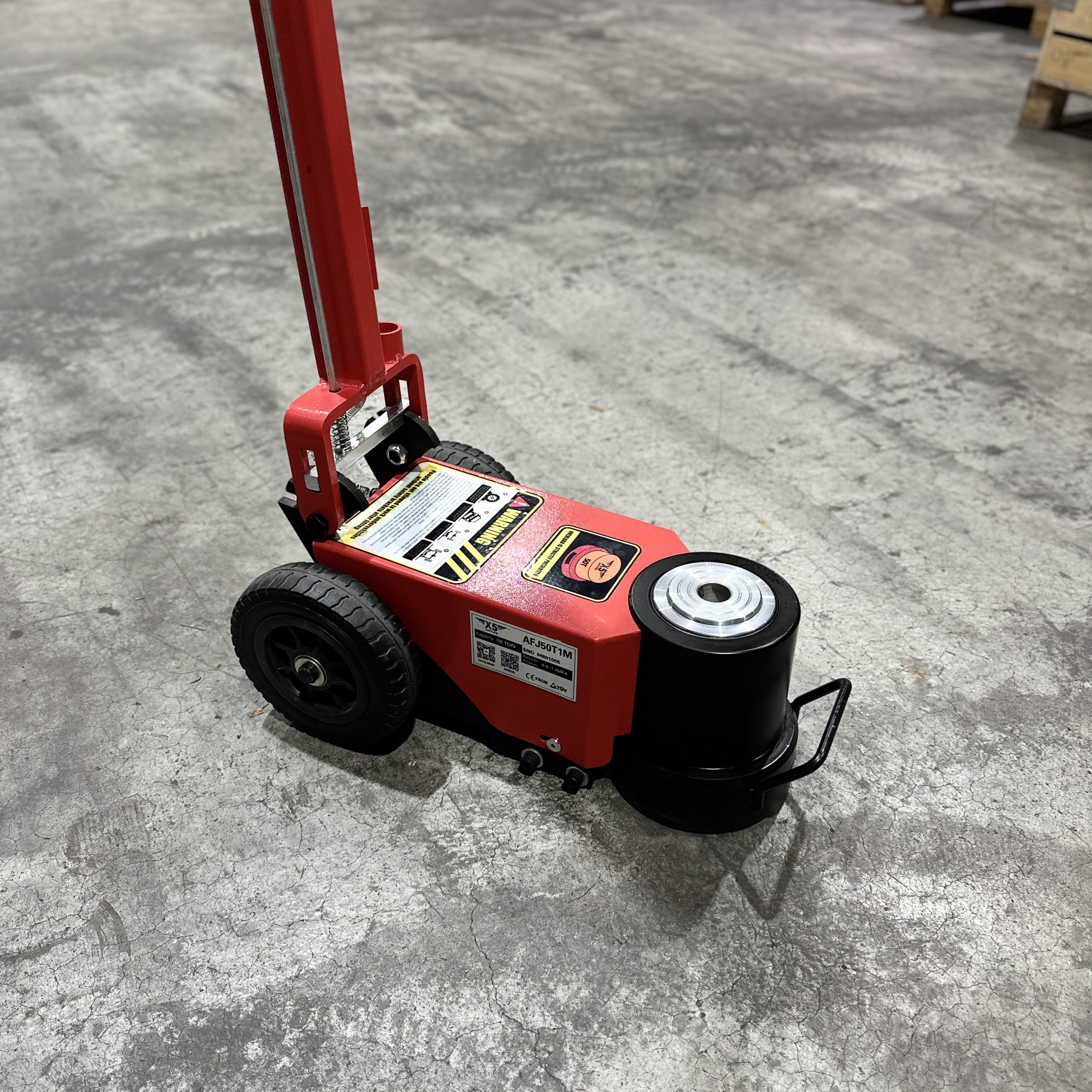 Hardwaremart_X5_template_69_1731563193.png X5 AFJ50T1AF 50 TON 1 STAGE Heavy Duty Hybrid Lift Pneumatic Air Hydraulic Floor Jack Garage Automotive Repair car jek kereta 千斤顶 - HARDWAREMART